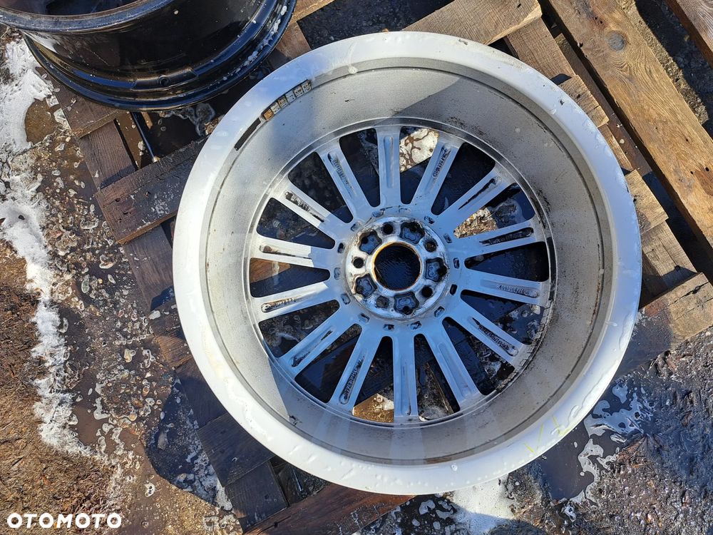 Oryg. Mercedes C-Klasa 205 A205 A2054011300 7.5j 19 et49 AMG 6039 - 2