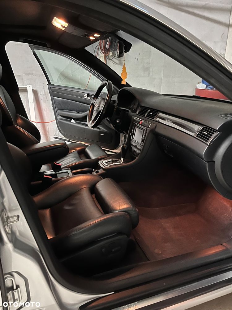 Audi S6 Avant 4.2 quattro - 12