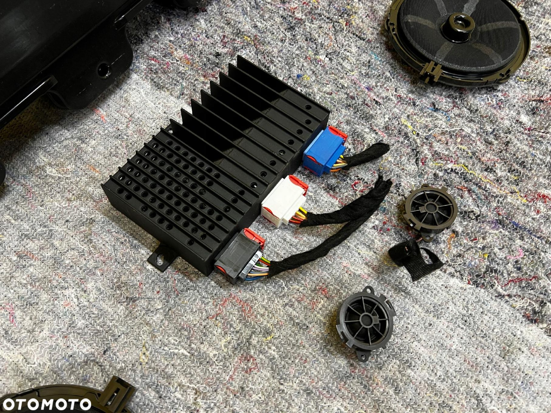 BOCZKI TYŁ GŁOŚNIKI WZMACNIACZ SUBWOOFER JBL CITROEN C4 GRAND PICASSO II - 5