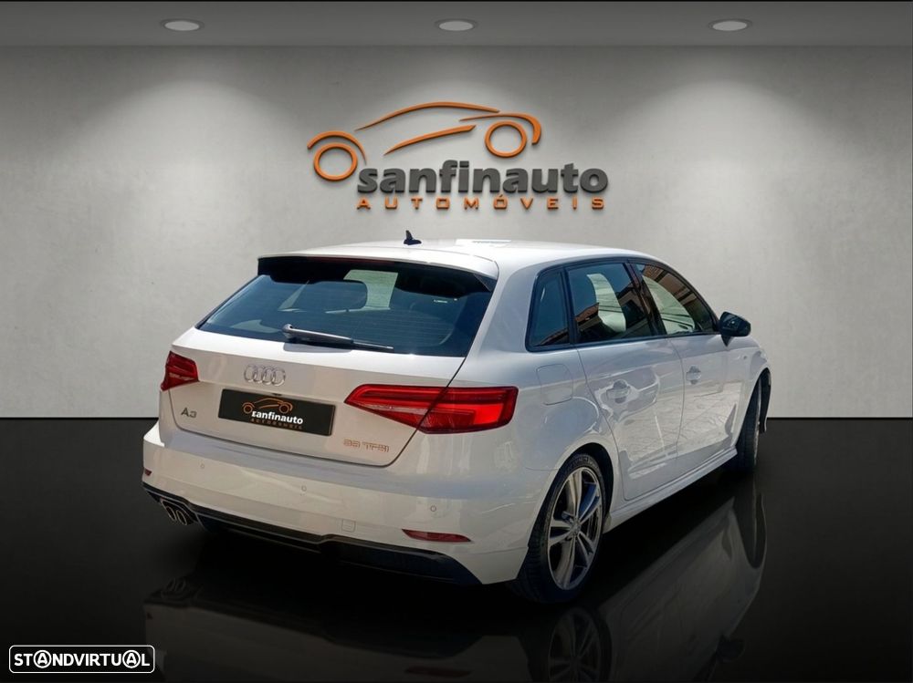 Audi A3 Sportback 35 TFSI S line S tronic - 4