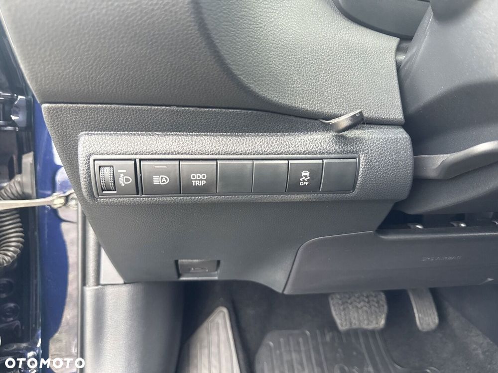 Toyota Corolla 1.8 Hybrid Comfort - 23