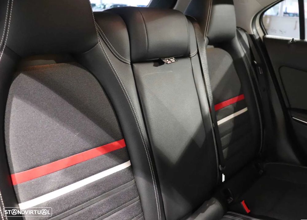 Mercedes-Benz A 180 Style - 13