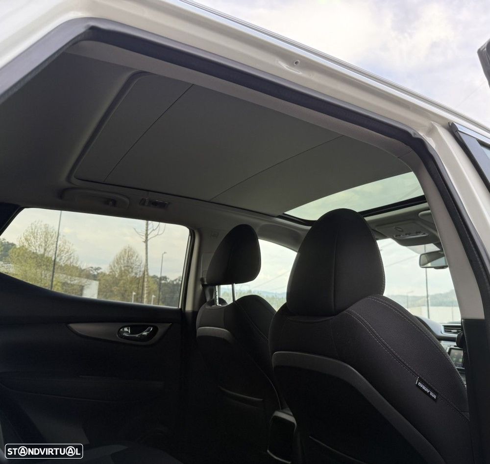 Nissan Qashqai 1.5 dCi N-Connecta - 15