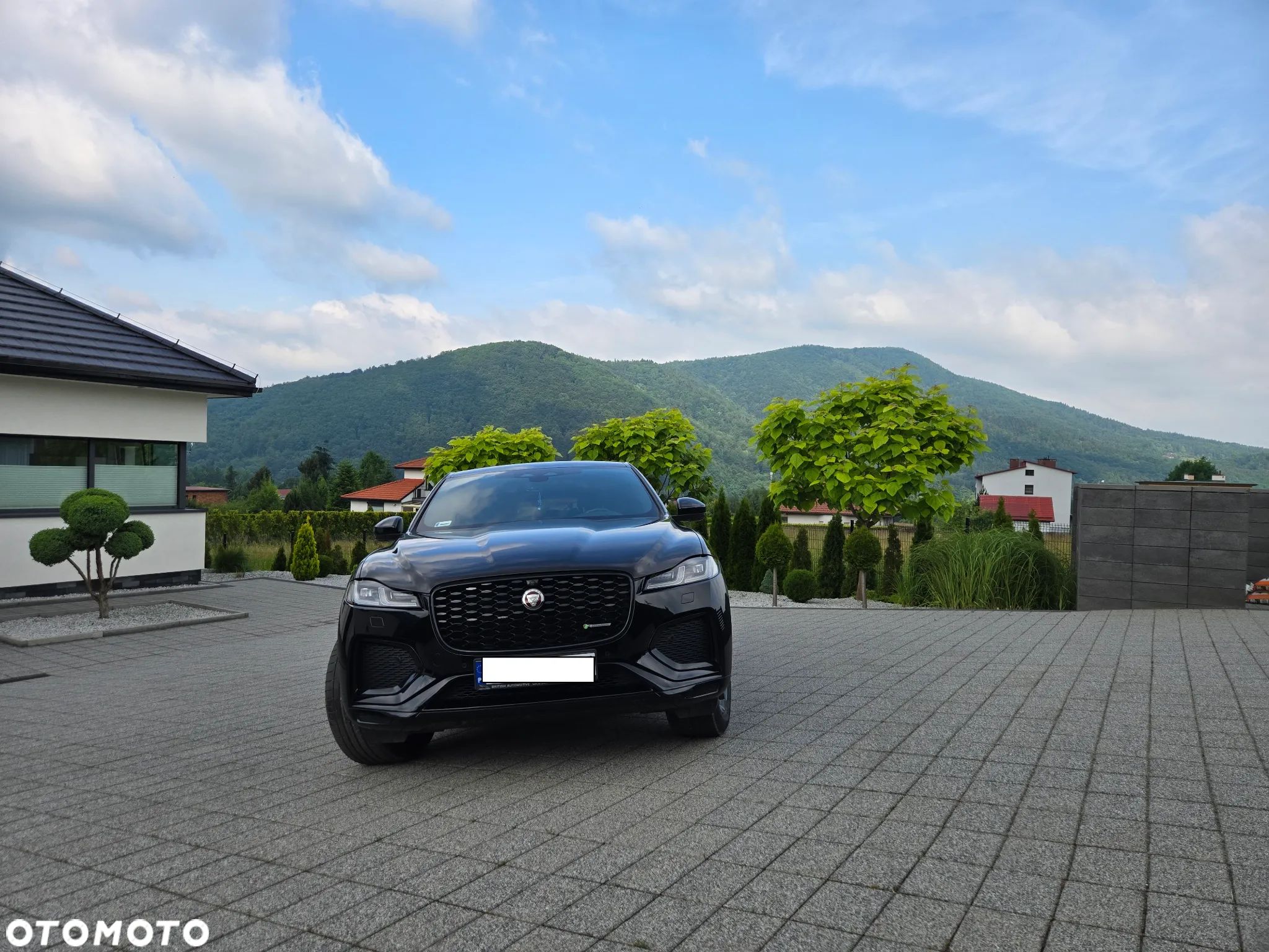 Jaguar F-Pace - 1