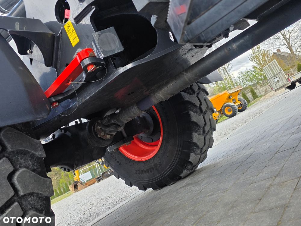 Bobcat Bobcat Ładowarka kołowa Bobcat L 85 jak nowa sprowadzona z Niemiec zadbana łyżka widły serwisowana Cat kamera - 22