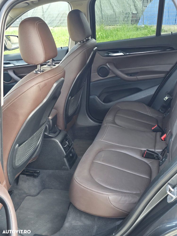 BMW X1 xDrive20d - 27