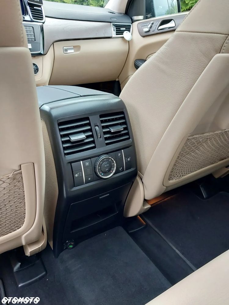 Mercedes-Benz GLE 400 4-Matic 9G-TRONIC - 27