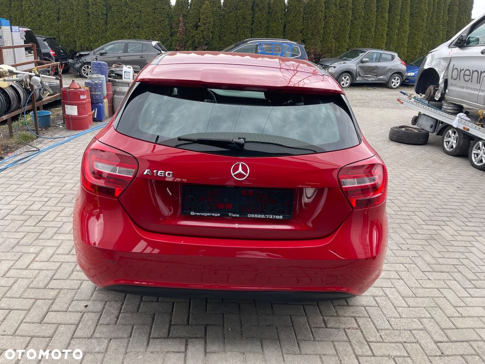 Mercedes-Benz Klasa A 180 (BlueEFFICIENCY) - 5