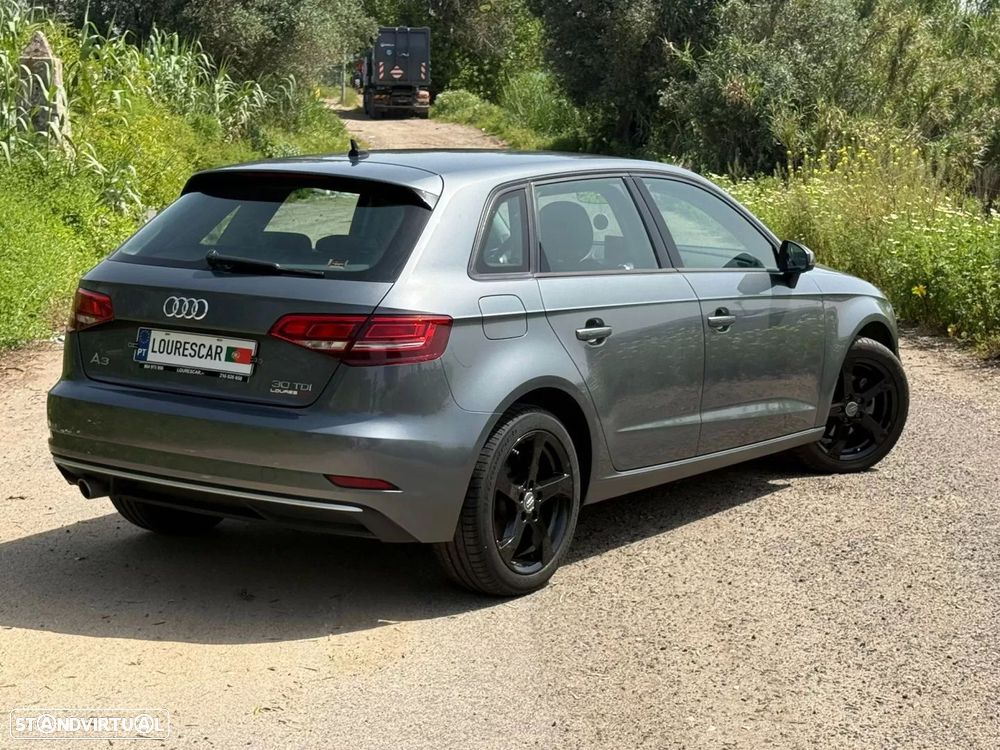 Audi A3 Sportback 1.6 TDI Sport S tronic - 43