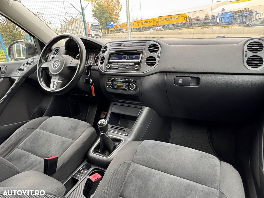 Volkswagen Tiguan 2.0 TDI DPF BlueMotion Technology Cup Sport & Style - 38