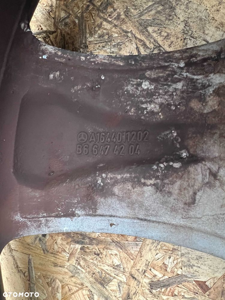 Mercedes ML W164 Felgi aluminiowe 19 8Jx19H2 ET60 KOMPLET - 7