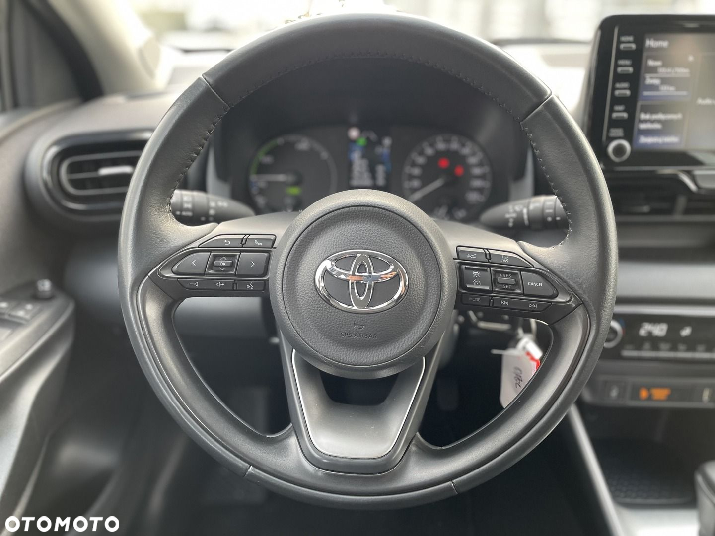 Toyota Yaris - 16