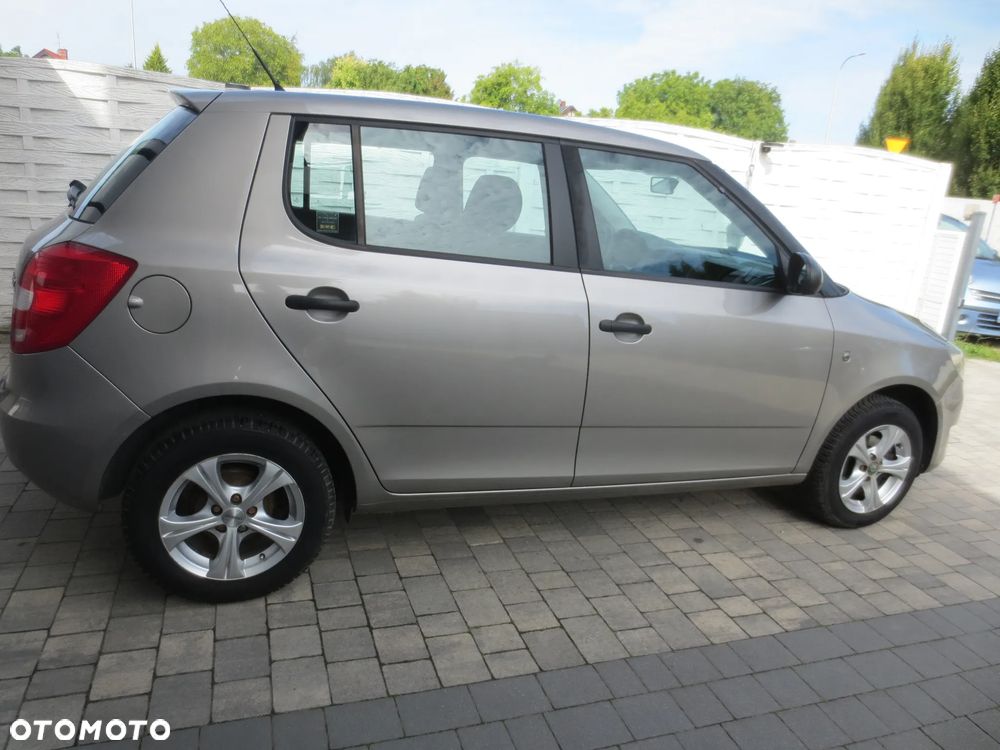 Skoda Fabia 1.2 12V Active - 24