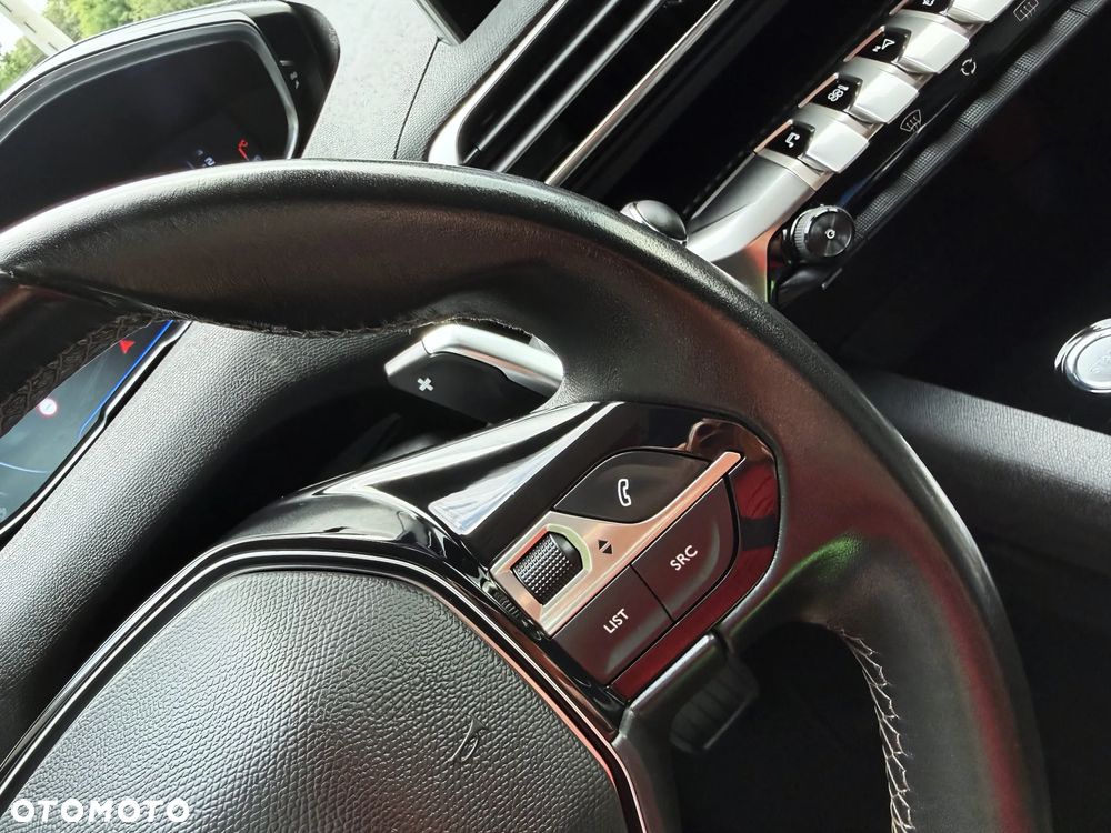 Peugeot 3008 PureTech 130 Stop & Start GPF EAT8 Allure - 25