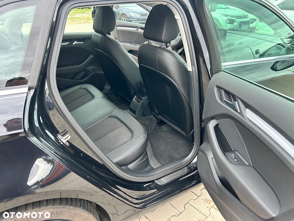 Audi A3 Sportback 1.4 TFSI cylinder on demand S tronic Ambiente - 22