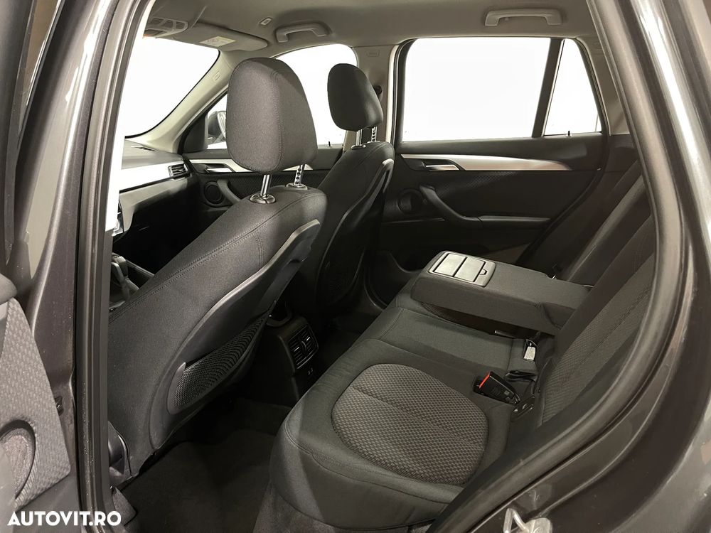 BMW X1 xDrive25e AT PHEV - 11