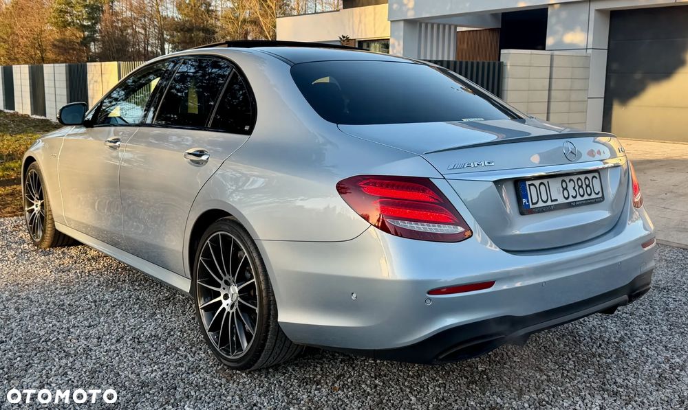 Mercedes-Benz Klasa E 43 AMG 4-Matic - 5