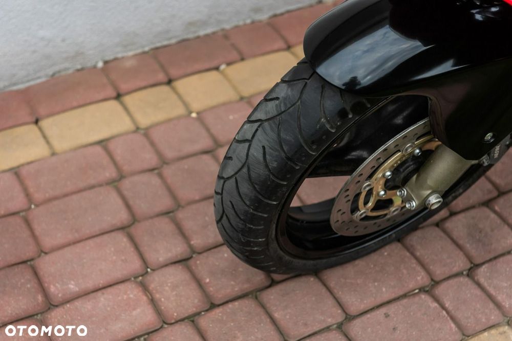 Honda CBR - 9