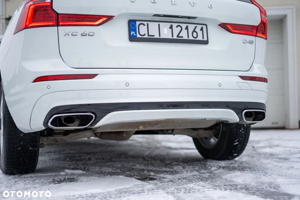 Volvo XC 60 D4 Geartronic RDesign - 22