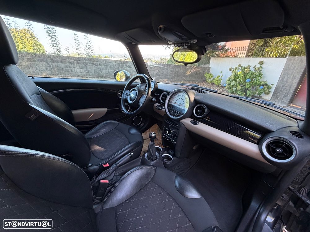 MINI 3 Portas Cooper D 50 Mayfair - 17