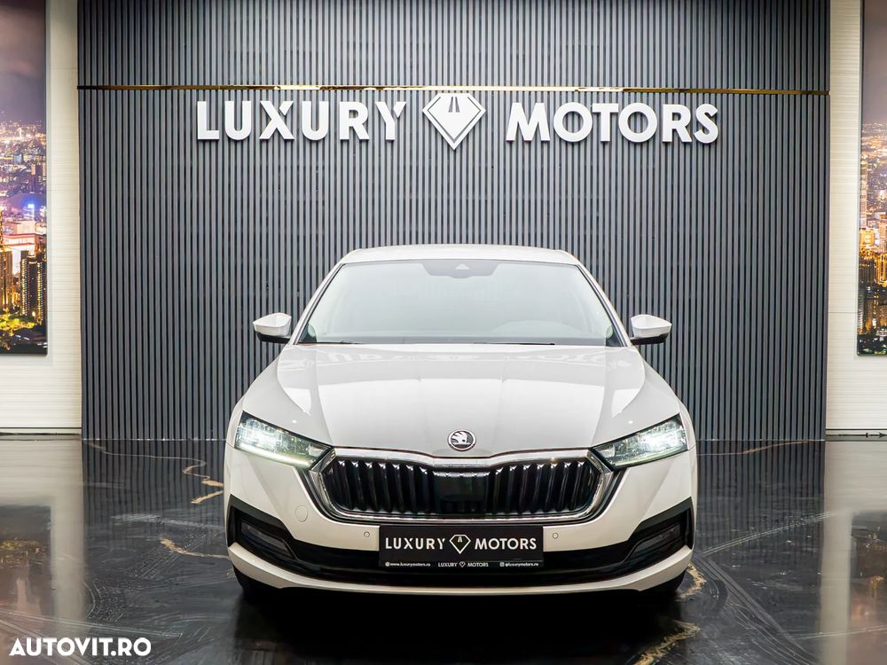 Skoda Octavia 2.0 TDI DSG Ambition - 10