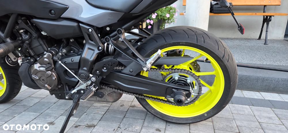 Yamaha MT - 16