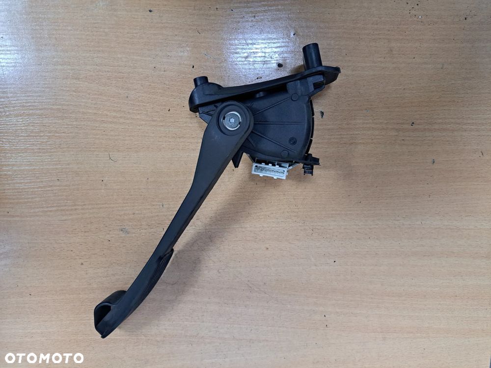 Pedał gazu potencjometr Volvo V70 II  S60 I 30666660 - 3
