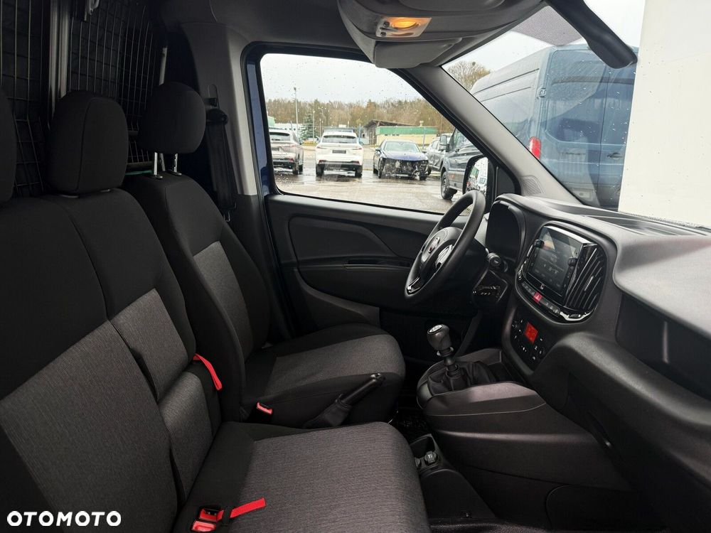 Fiat doblo BASE - 25