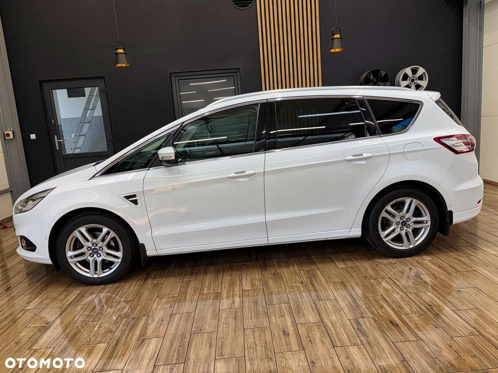 Ford S-Max 2.0 EcoBoost Titanium - 11