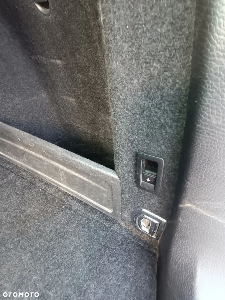 Volkswagen Passat 2.0 TDI DPF Comfortline - 21