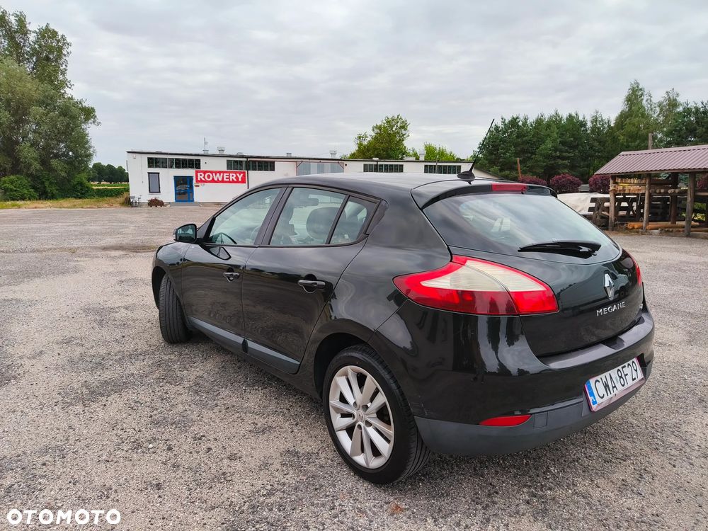 Renault Megane dCi 110 FAP Paris - 6