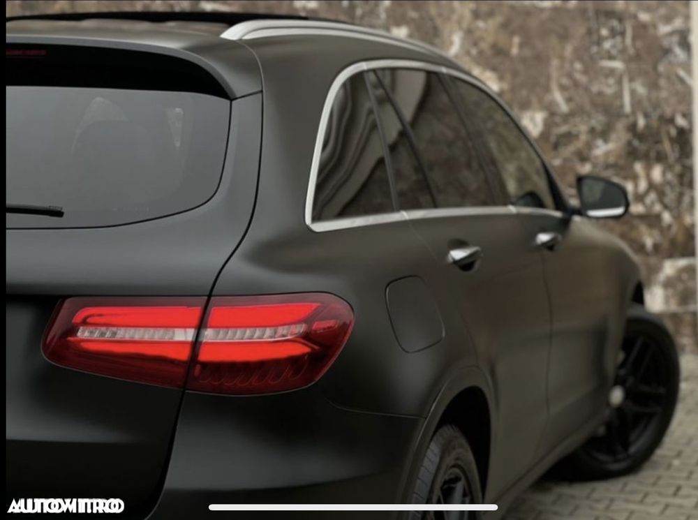 Mercedes-Benz GLC 250 d 4MATIC - 33