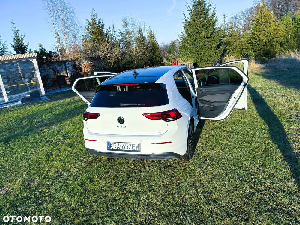 Volkswagen Golf - 22