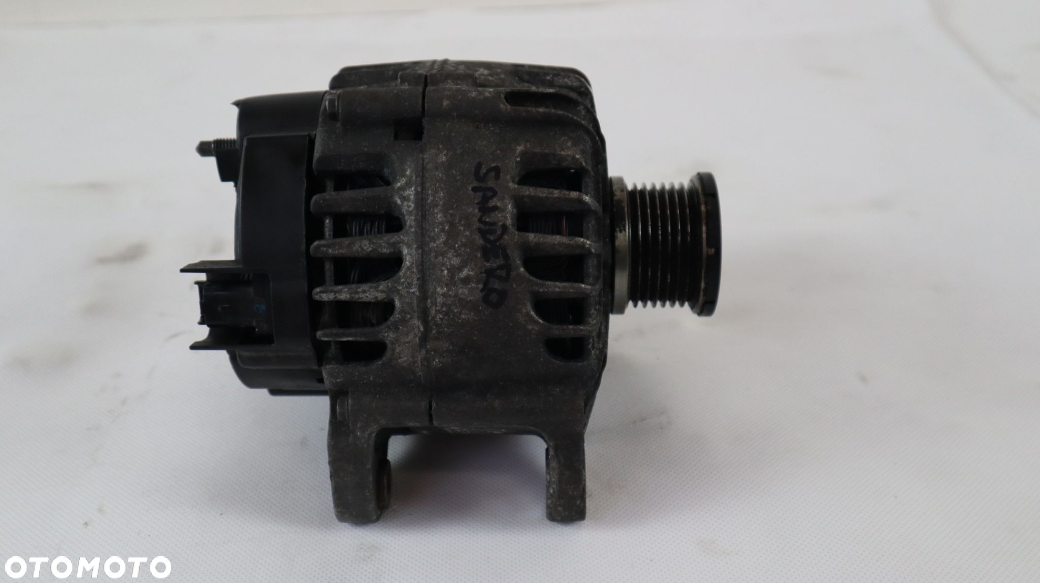 DACIA SANDERO 1.2 TCE ALTERNATOR TG12C199 - 4