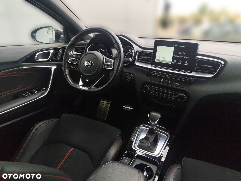 Kia ProCeed - 16