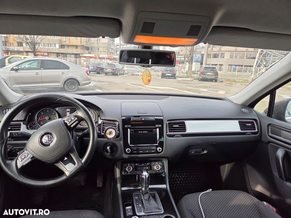 Volkswagen Touareg 3.0 V6 TDI BMT - 11