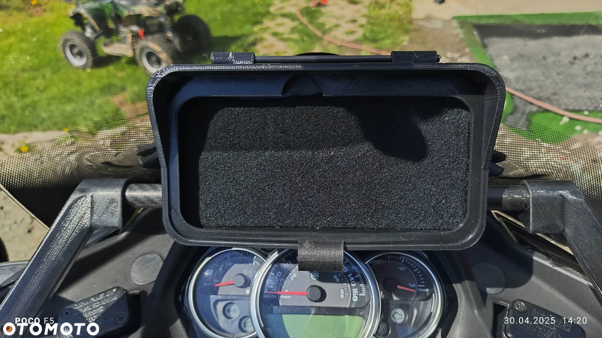 Piaggio MP-3 - 6