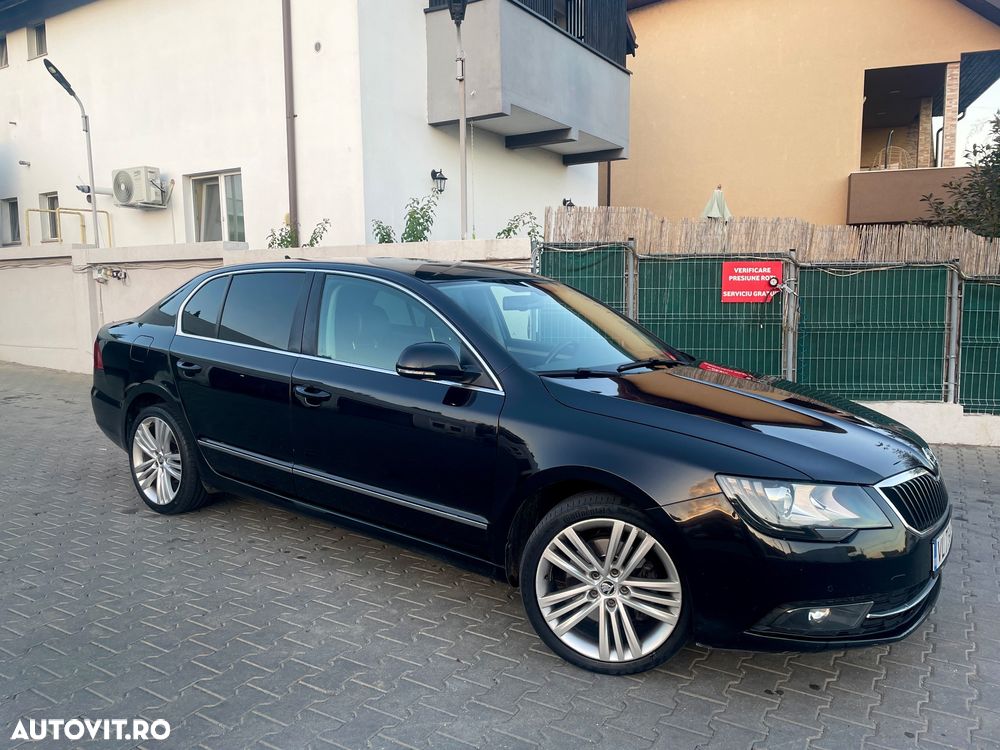 Skoda Superb 2.0 TDI DSG Ambition - 3
