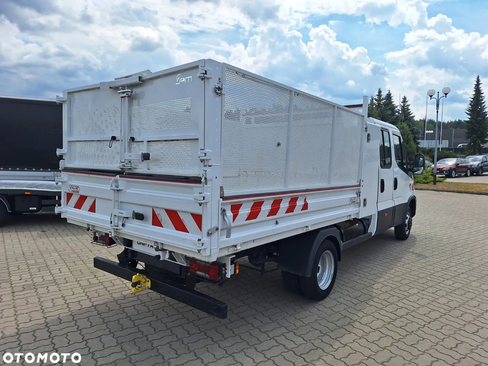 Iveco 35C16 3.0L Wywrotka Doka - 4