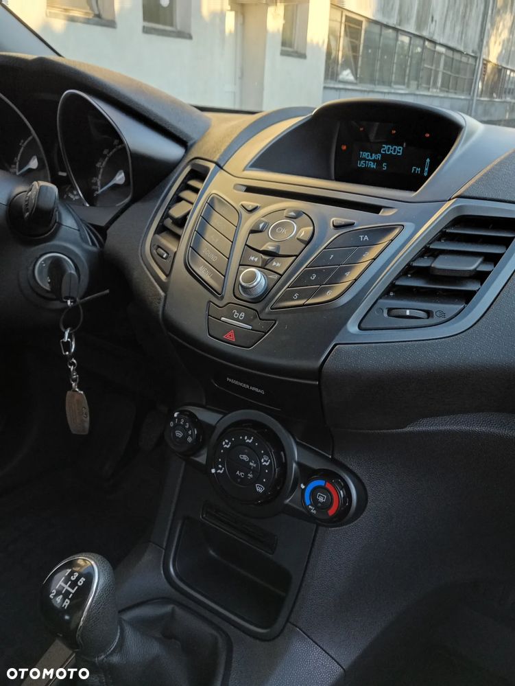 Ford Fiesta 1.4 Gold X EU6 - 23