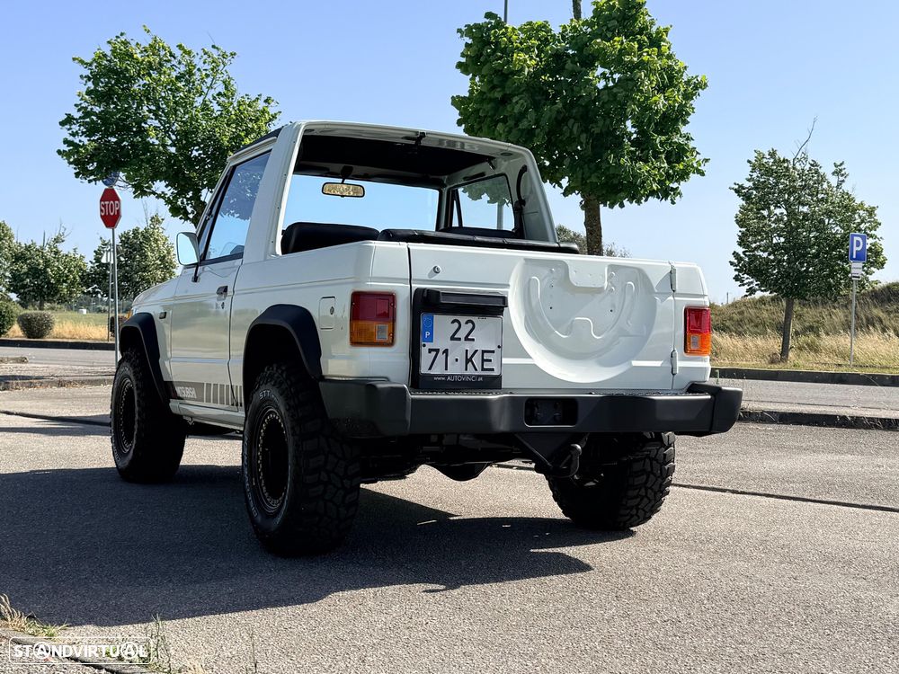 Mitsubishi Pajero - 12
