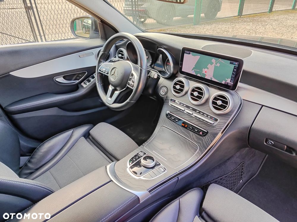 Mercedes-Benz Klasa C 220 d 9G-TRONIC Avantgarde - 15