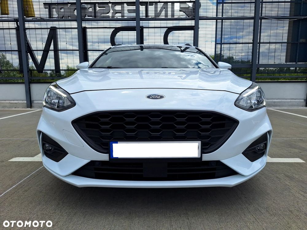 Ford Focus 1.5 EcoBoost ST-Line - 4