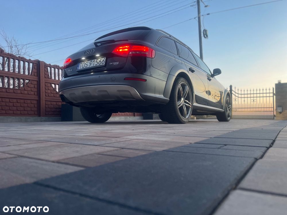 Audi A4 Allroad - 10