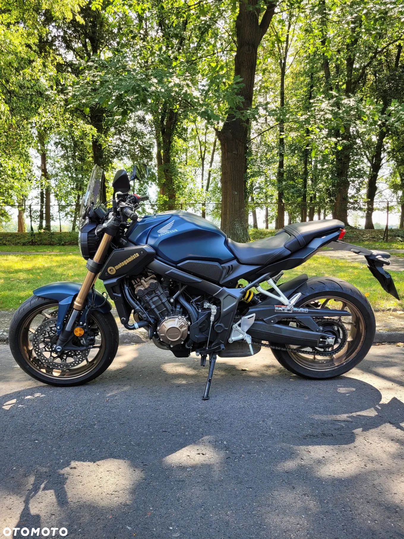 Honda CB - 1