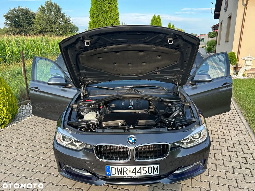 BMW Seria 3 - 12