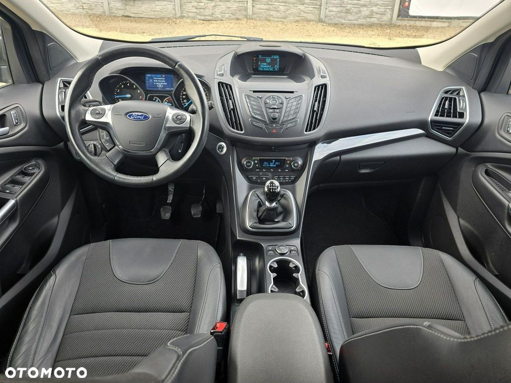 Ford Kuga - 8