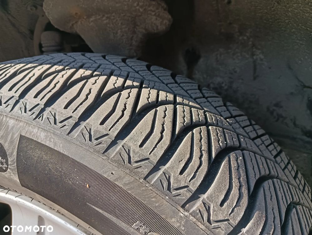 Honda CR-V 2.0i S - 12