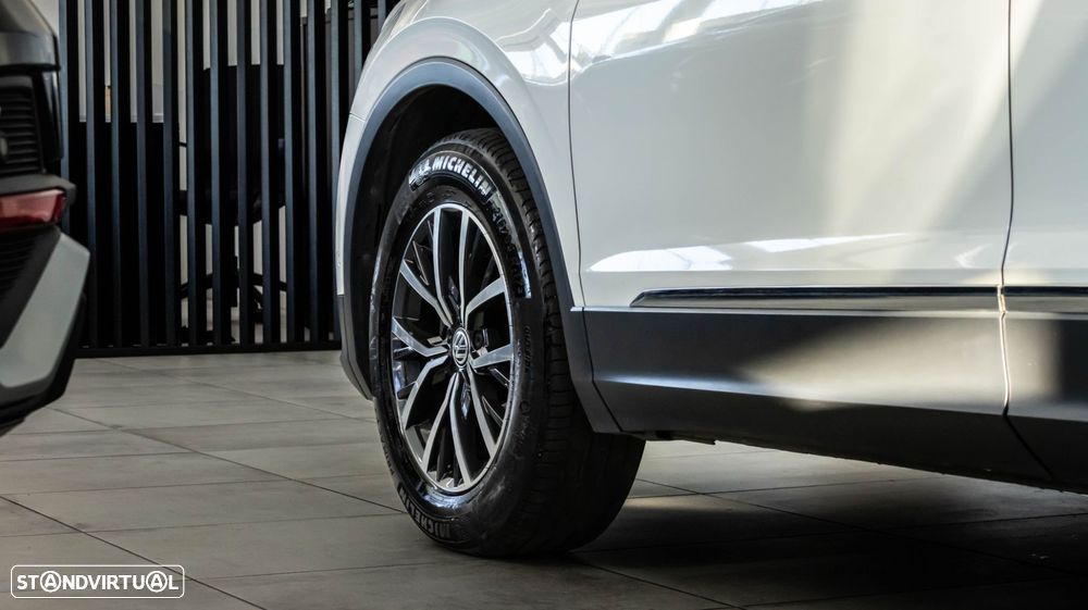 VW Tiguan 2.0 TDI Confortline - 9