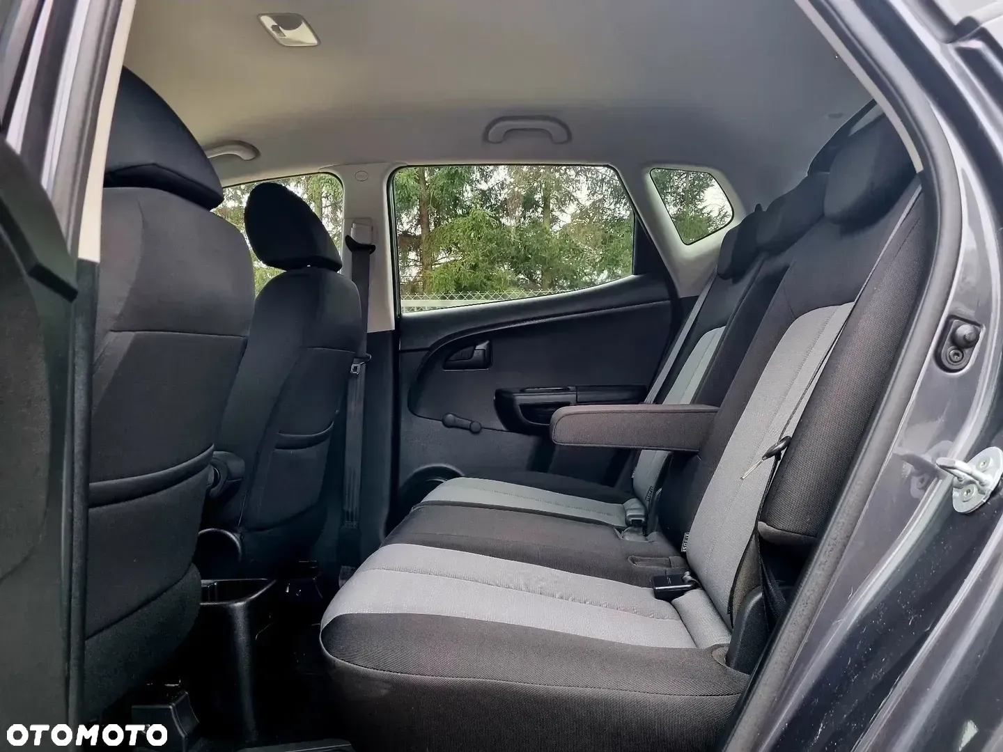 Kia Venga 1.6 L - 10